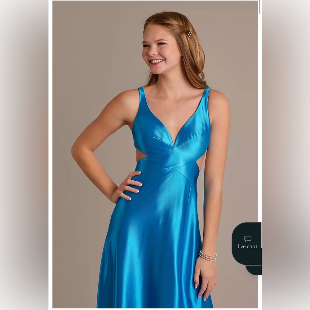 Elegant Blue Satin Evening Gown - Picture 4 of 14